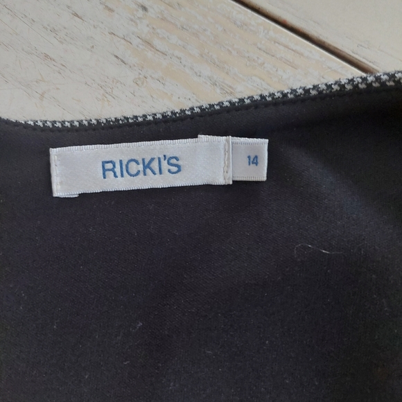 Ricki's size 14 women's dress - Picture 3 of 6